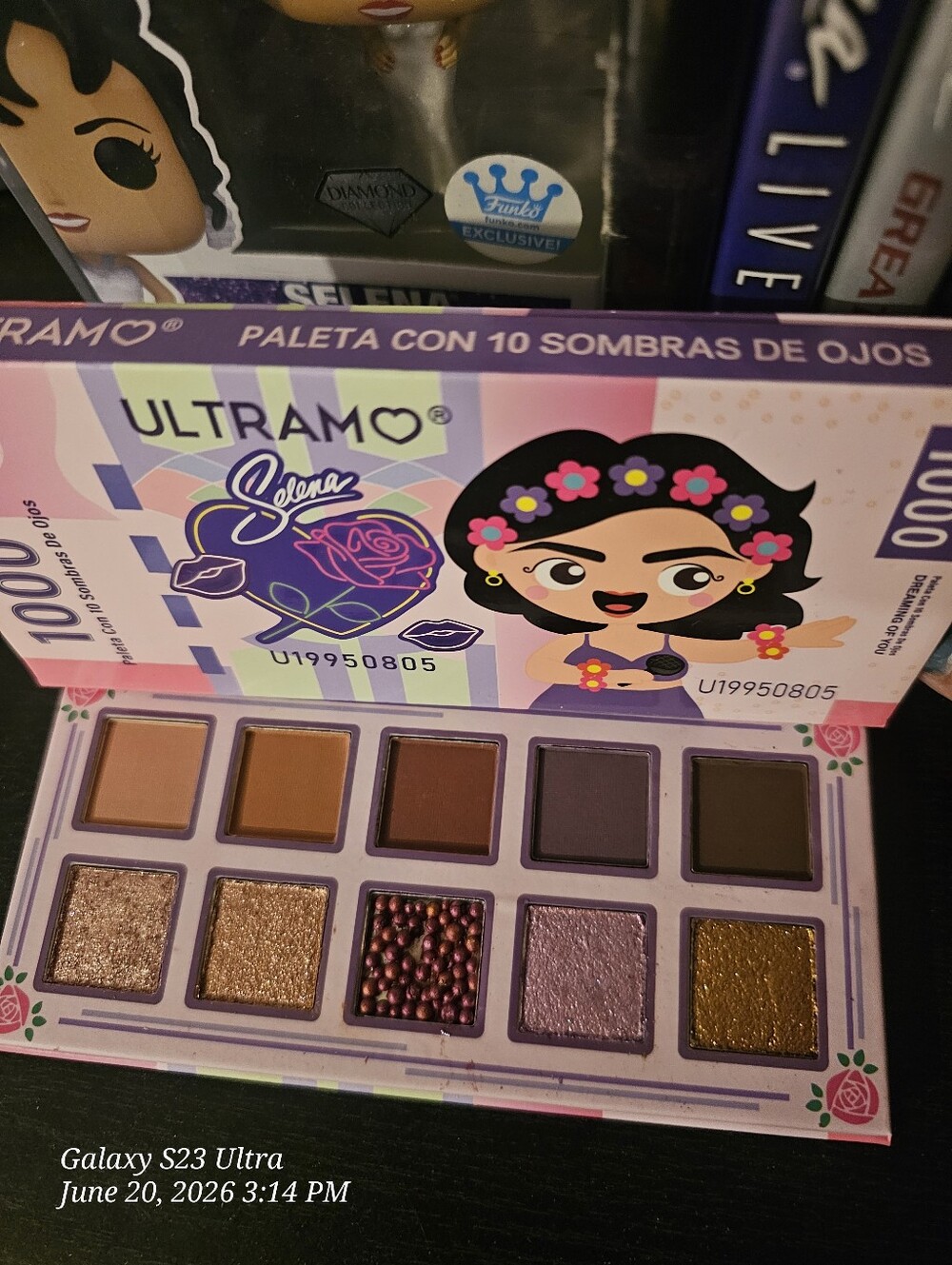 Selena Eyeshadow Palette — Purple & Brown Shades
